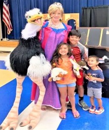 /images/puppets/image_004).jpg